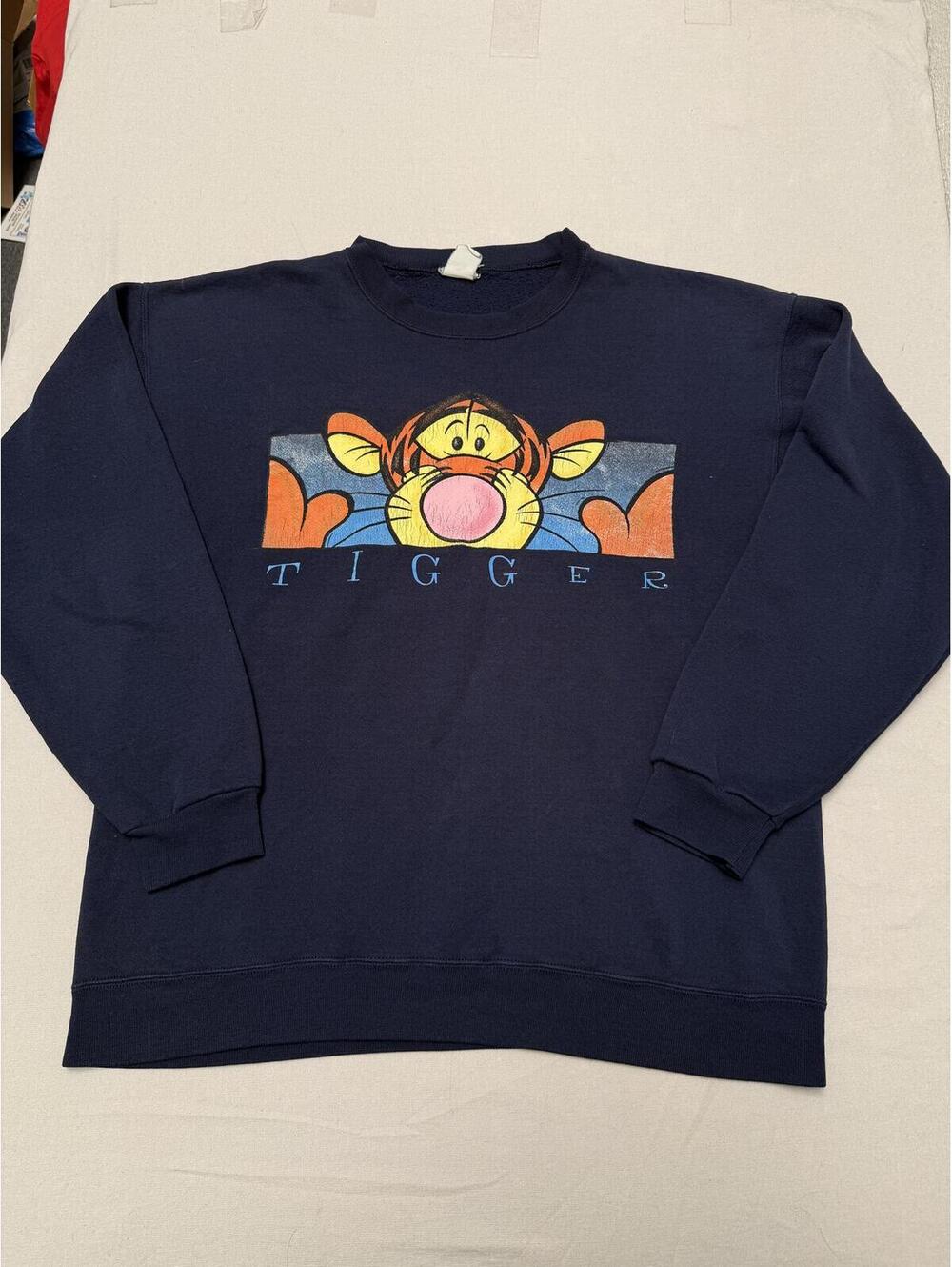 Vintage Tigger Winnie the Pooh Sweatshirt Disney Crewneck XL